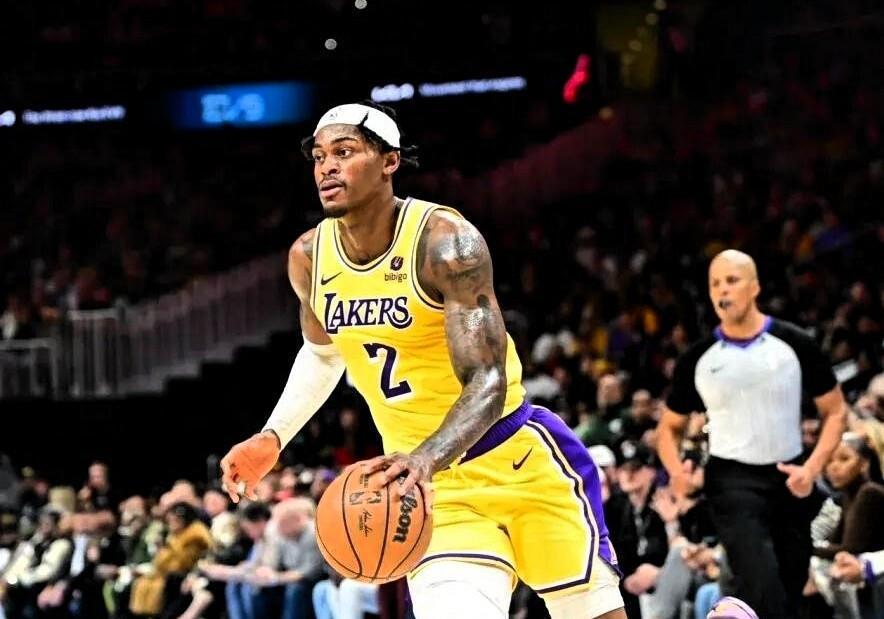 金州勇士NBA战胜洛杉矶湖人库里关键远投